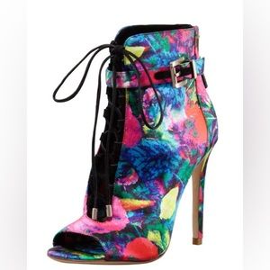 B Brian Atwood Bflindford Lace Up Sandal Bootie US 8